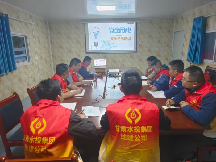 9db99be5b8d2c328bd2904e481b6b4c_副本.jpg