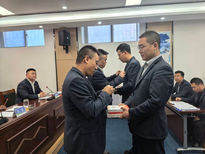 赠书别党徽_副本.jpg